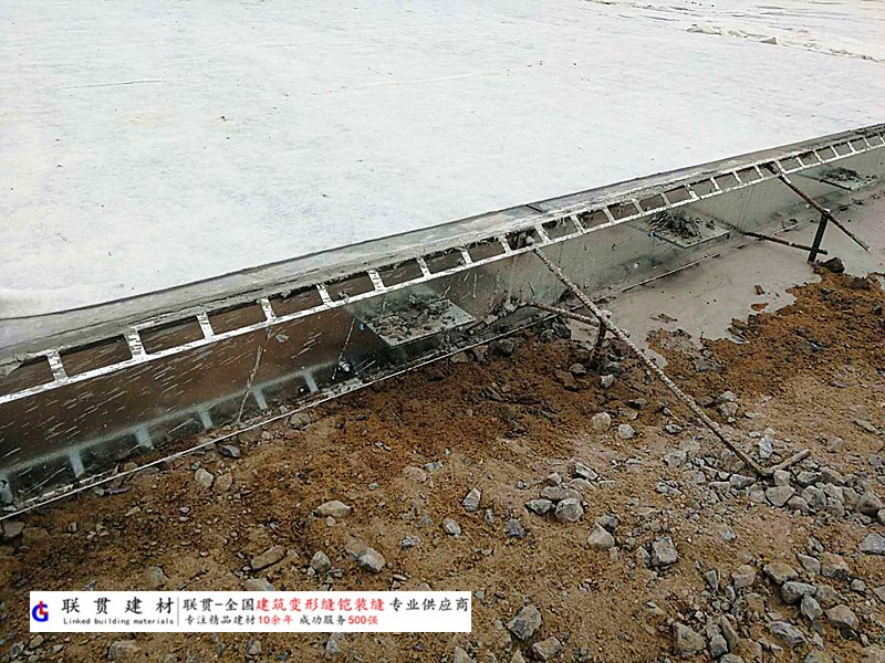 嘉峪关铠装缝案例
